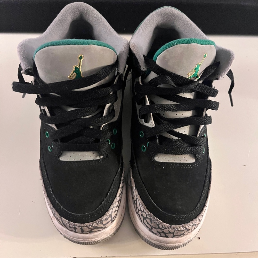 JORDAN 3 PINE GREEN